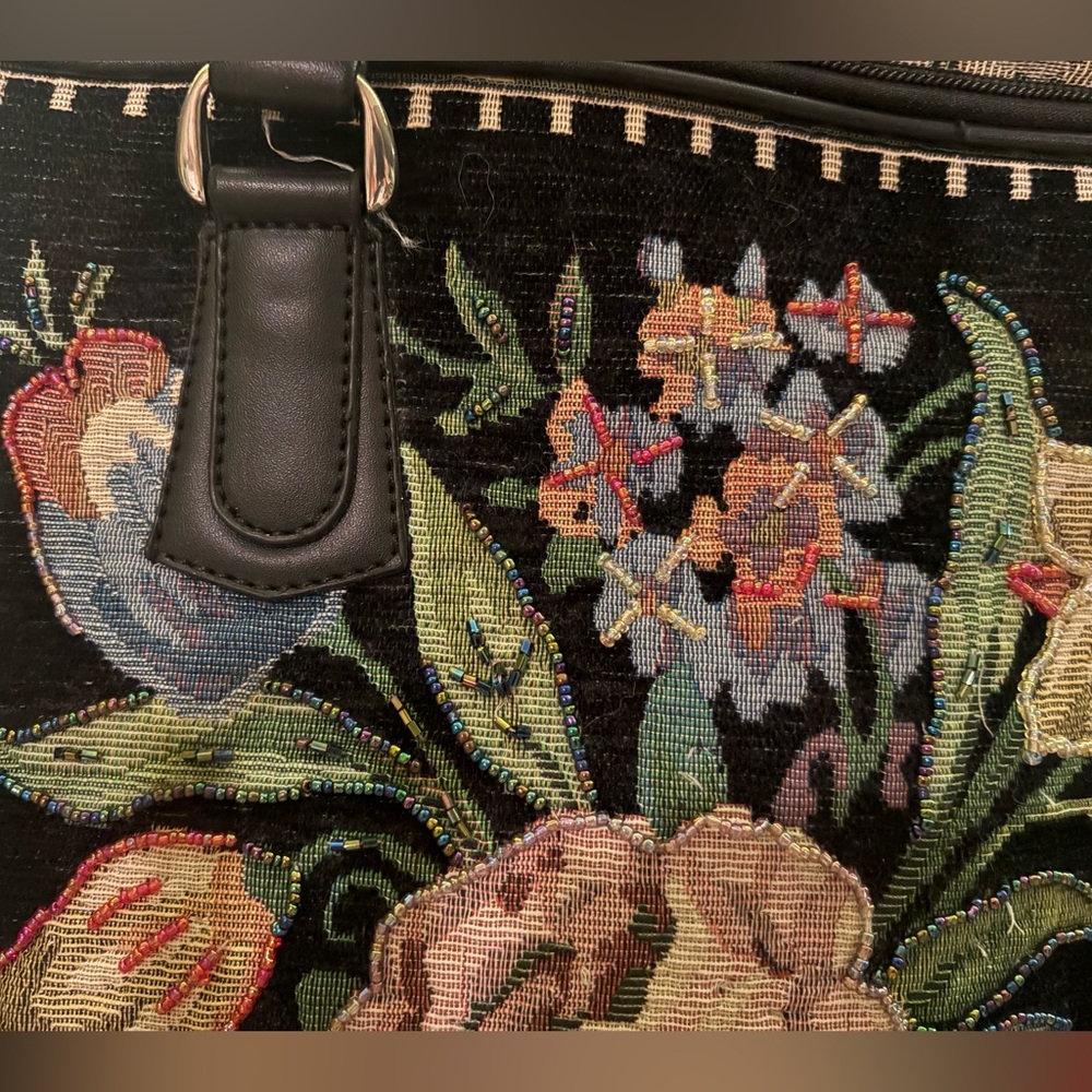 Vintage Beaded Floral Wheely Suitcase - Picture 3 of 15